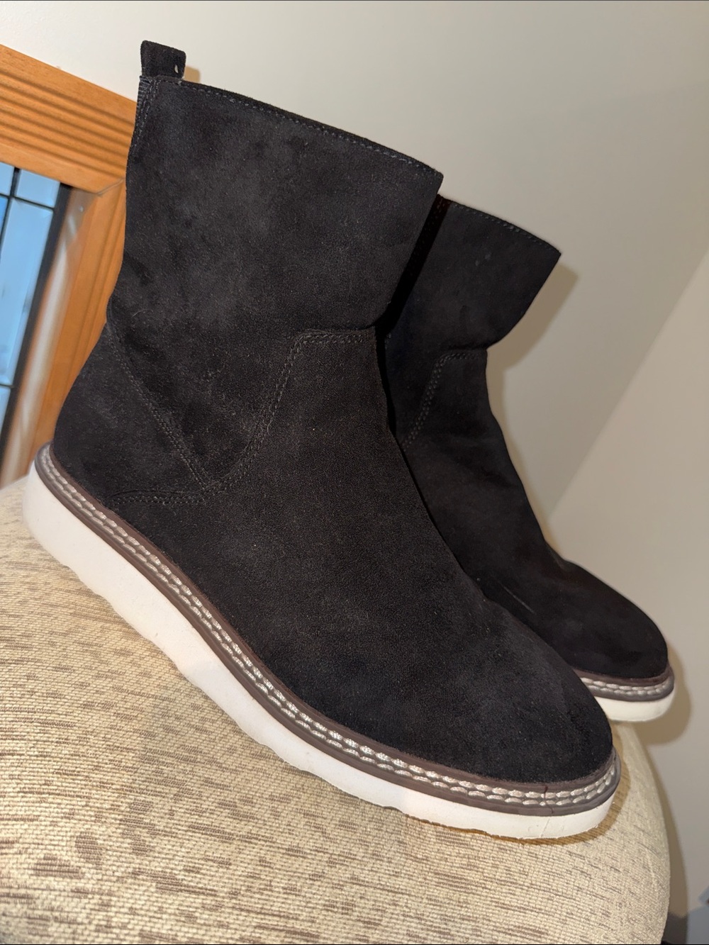 Target Men's Black Suede Chukka Boots with White Sole